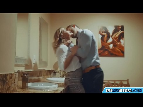 ❤️ Кад те прсата плавуша заведе у јавном тоалету Јебање код нас sr.sexafinkarasskaz.ru